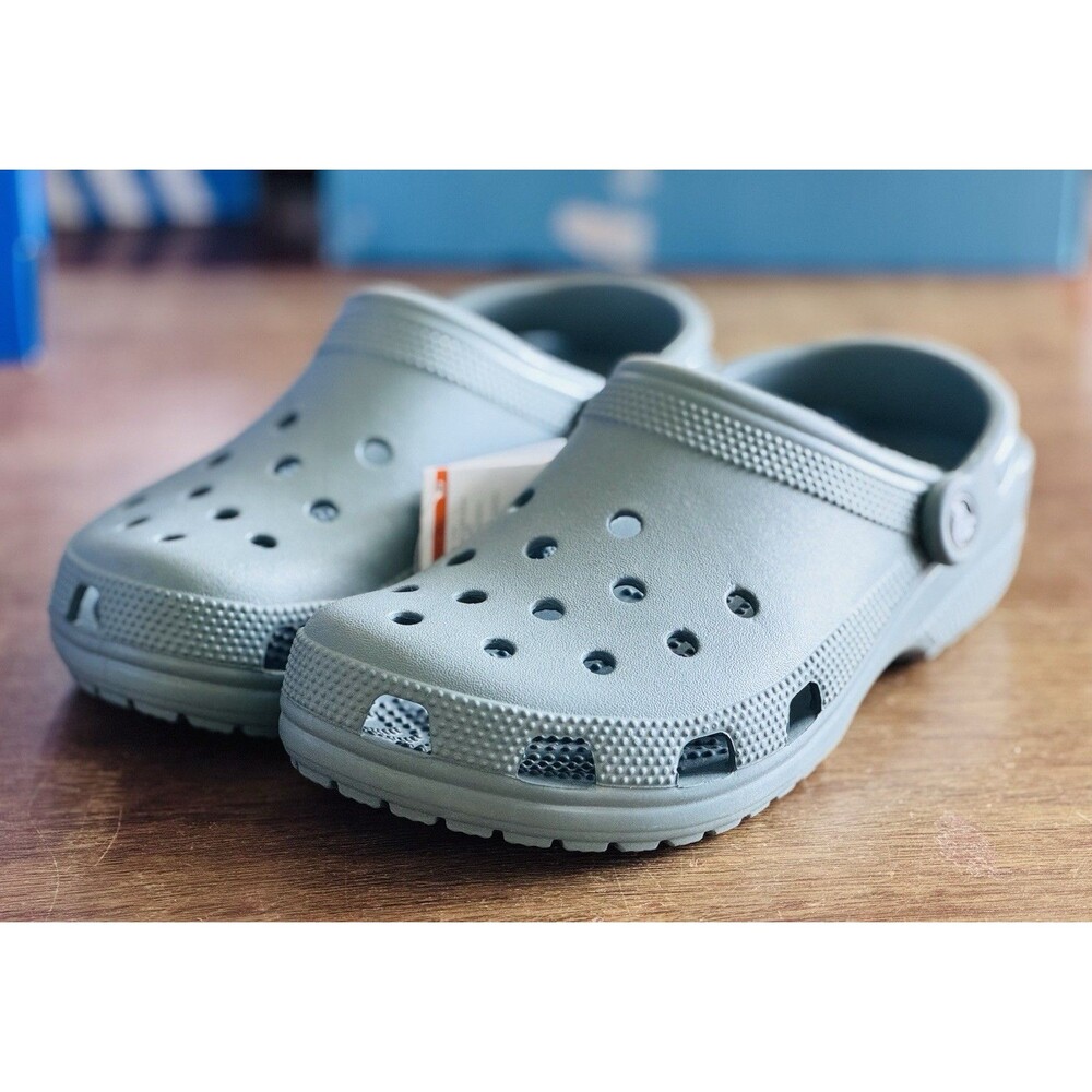 Crocs Classic Clog Unisex Men’s 6 Women’s 8 Slate Grey 10001-3YO NWOB